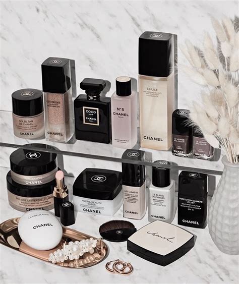 tronchetto chanel|Chanel beauty products.